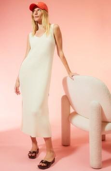 Caroliniaa jurk off white via Sophie Stone