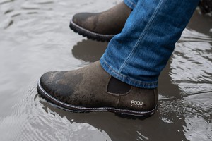 The Crossover Hemp Chelsea for Men in Dark Brown from 8000kicks