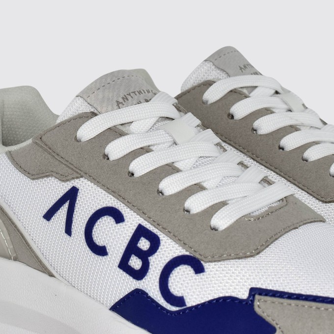 Run White & Blue from ACBC