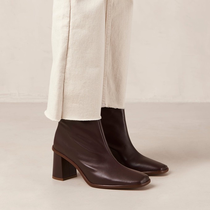 West Cape Wine Burgundy Leather Ankle Boots from Alohas