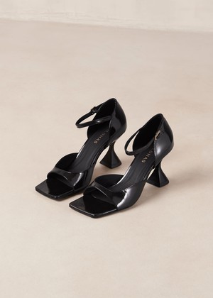 Beijos Onix Black Coffee Leather Sandals from Alohas