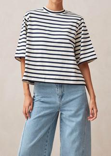 Capa Stripes Navy And White Tshirt via Alohas