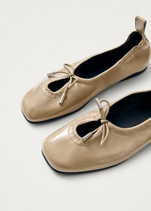 Rosalind Onix Beige Leather Ballet Flats from Alohas