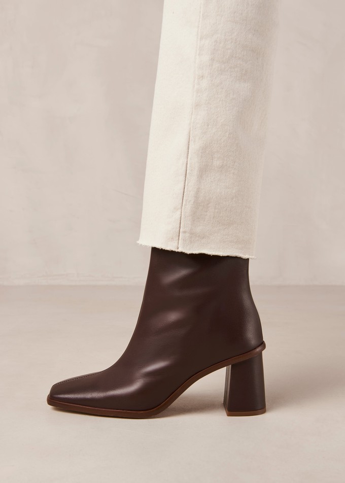 West Cape Wine Burgundy Leather Ankle Boots from Alohas