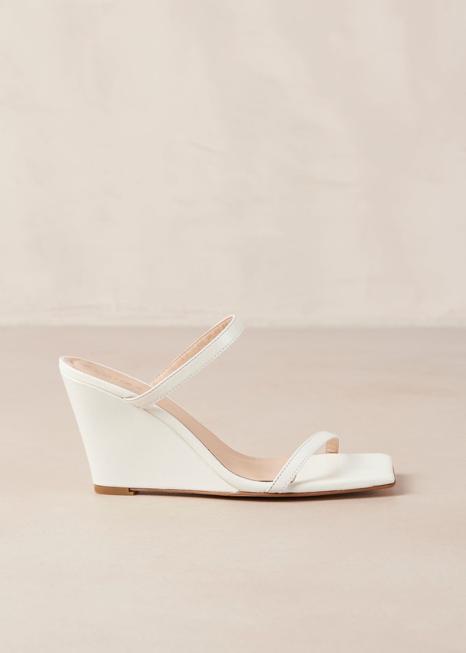 Paixao Cream Leather Sandals from Alohas