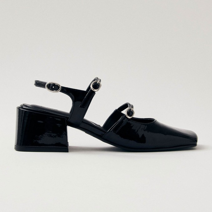 Withnee Onix Black Leather Pumps from Alohas
