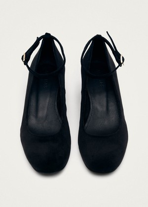 Antoine Velvet Black Pumps from Alohas