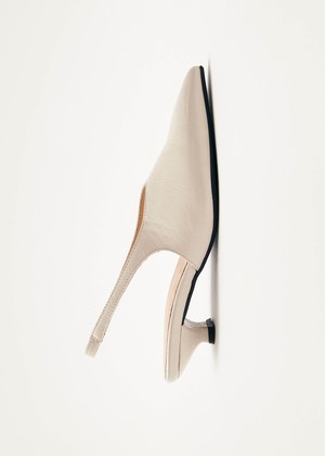 Eros Cream Leather Pumps from Alohas