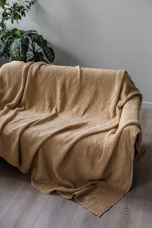 Linen waffle blanket in Mustard from AmourLinen