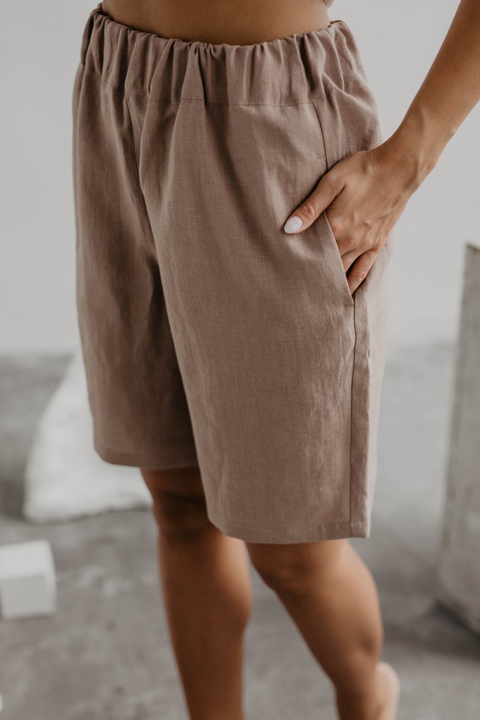 Long linen shorts MATILDA in Rosy Brown from AmourLinen