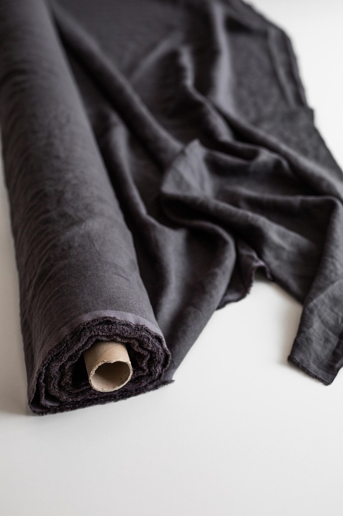 Charcoal 95" / 240 cm linen fabric from AmourLinen