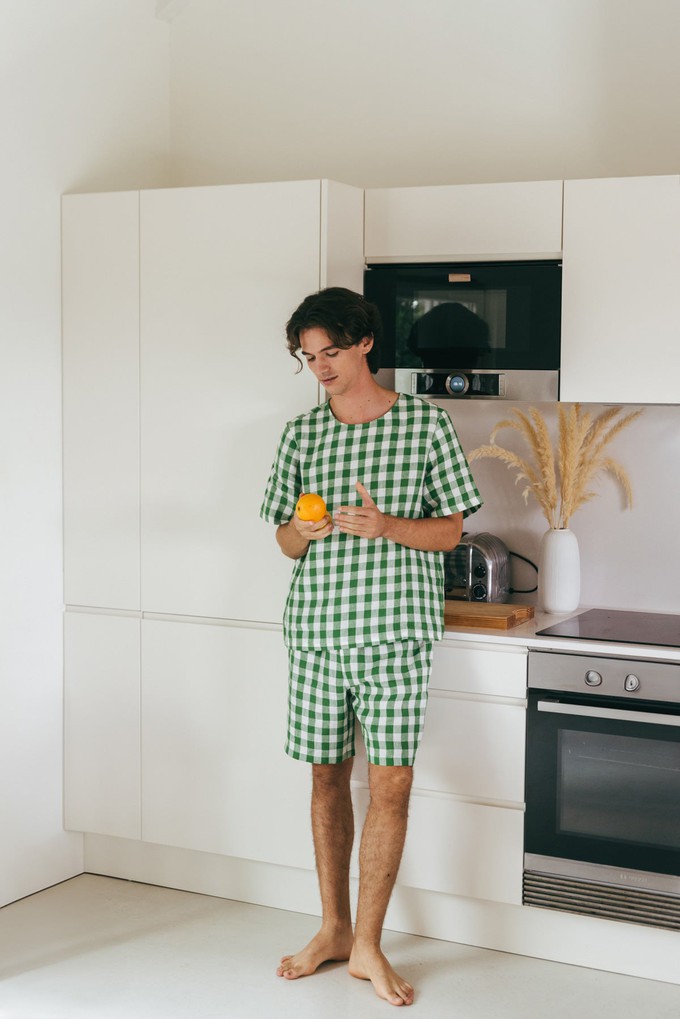 Linen shorts pyjama set BILLY in Green Gingham from AmourLinen