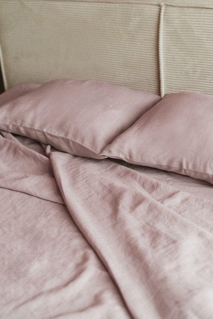 Linen pillowcase in Dusty Rose from AmourLinen