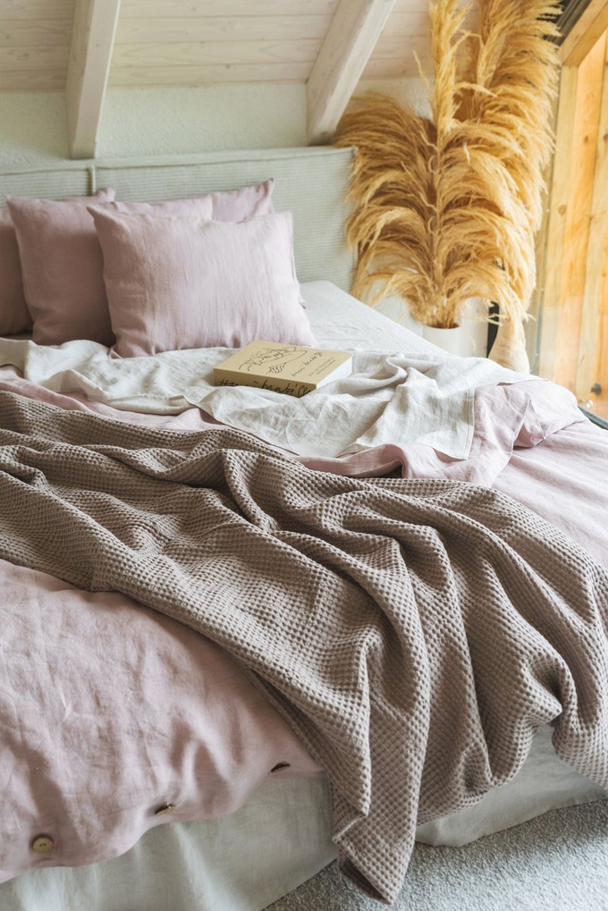 Linen duvet cover in Dusty Rose from AmourLinen