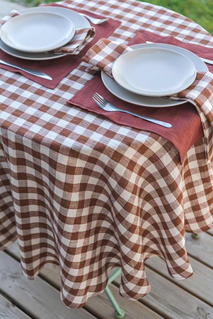 Round linen tablecloth from AmourLinen