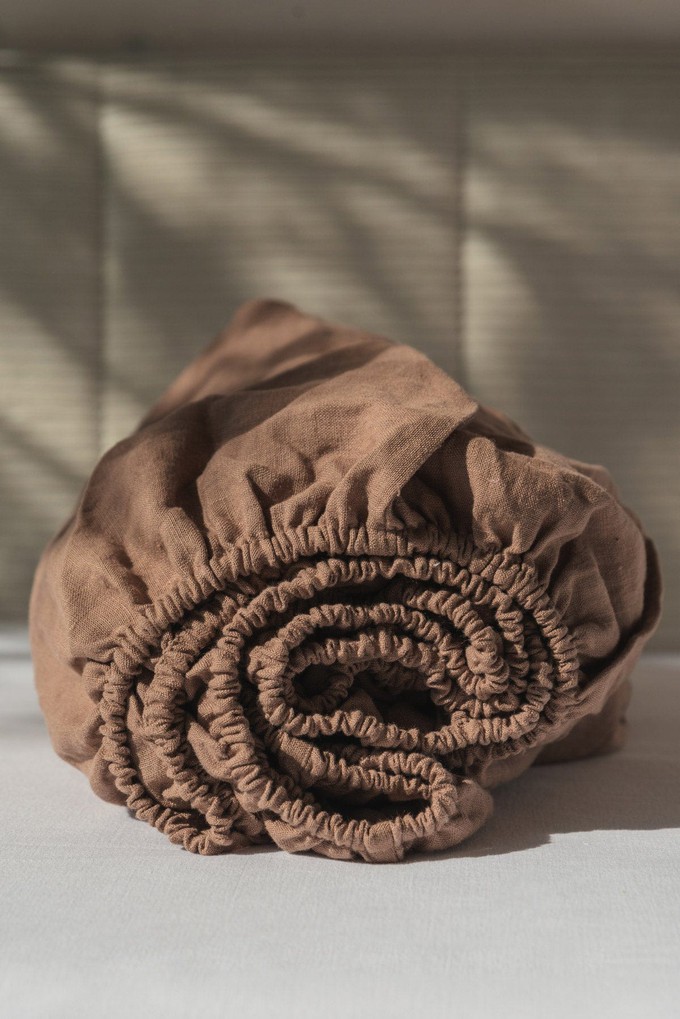 Linen fitted sheet in Rosy Brown from AmourLinen