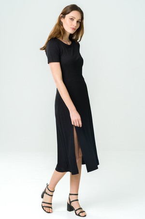 Dress Victoria black from avani apparel