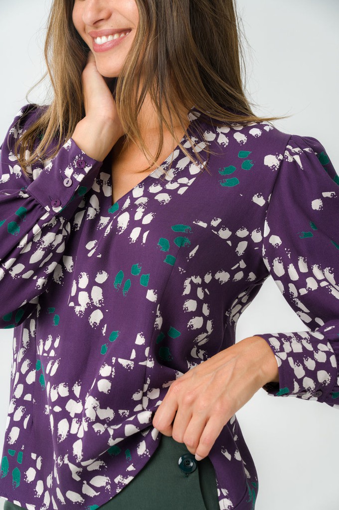 Blouse Orchidée purple print from avani apparel