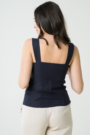 Top Anemone navy from avani apparel