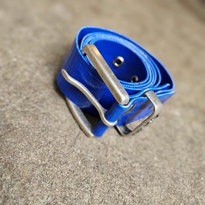 Sky | Unieke Upcycled Brandslang Riem | Stijlvol Blauw (4 cm) from BENDL