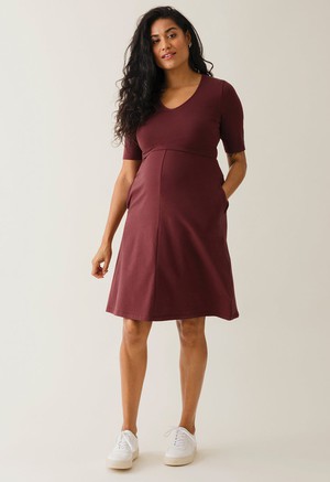 A shaped nursing dress short sleeve - Dark Red from Boob Design