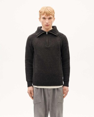 Otto knitted - grey wool from Brand Mission