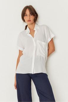 Uma shirt - white via Brand Mission