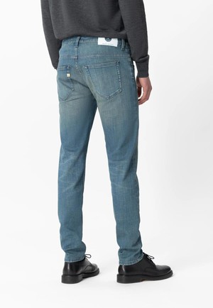 Regular Dunn jeans - medium fade from Brand Mission