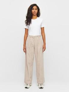 Posey pantalon corduroy - light feather via Brand Mission