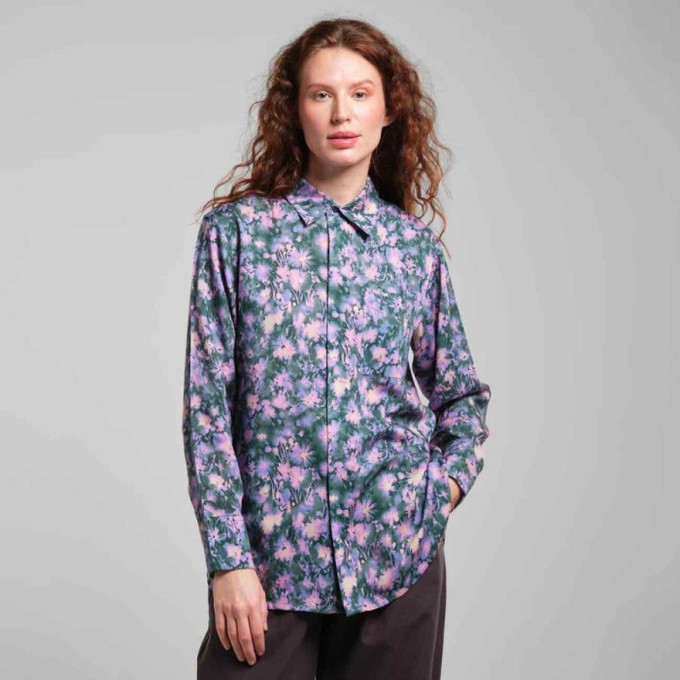 Kosta blouse blurred flowers - purple from Brand Mission