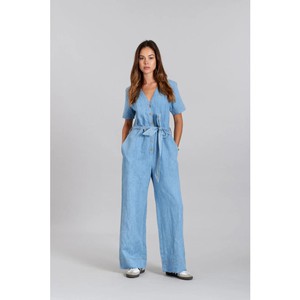 Elouise jumpsuit - light wash from Brand Mission