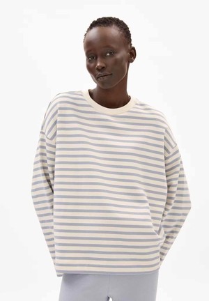 Frankaa Maarlen stripe - undyed misty from Brand Mission