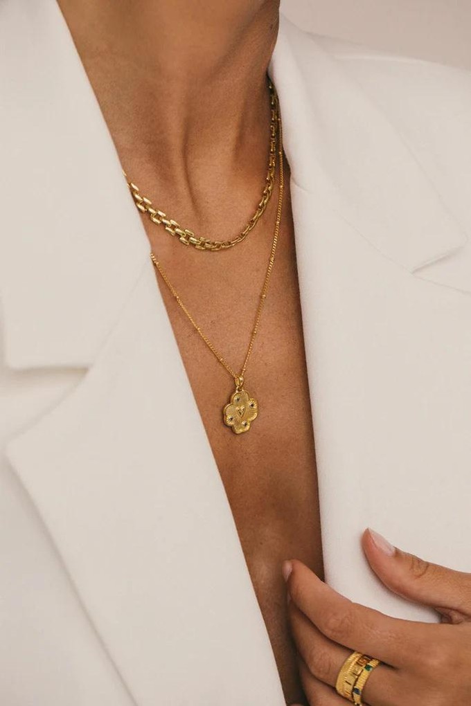 Medallion necklace gold plated from Brand Mission