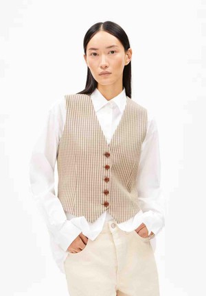 Sineriaa check gilet - sand stone from Brand Mission