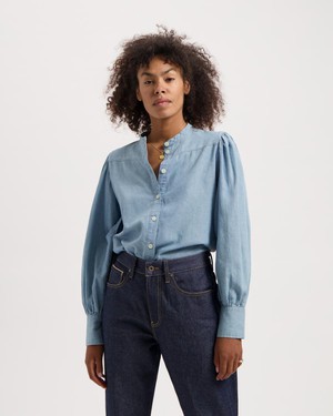 Zillah Chambray Shirt - Light Denim from Brand Mission