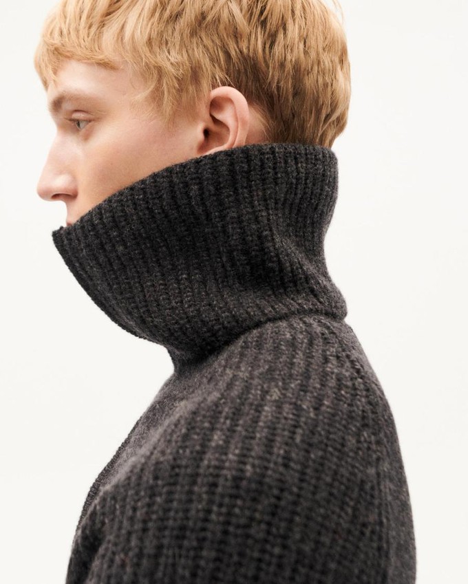 Otto knitted - grey wool from Brand Mission