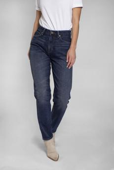 Nora Mom jeans - hemp blue via Brand Mission