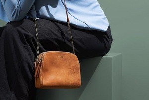 Emily tas - eco stromboli camel from Brand Mission