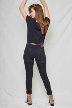 Carey Skinny - Black via Brand Mission