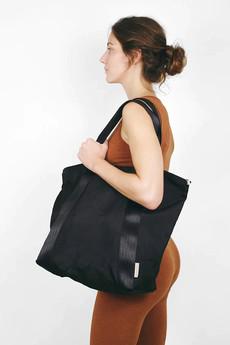 Sporty bag special edition - Black via CANUSSA