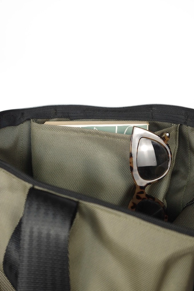 Sporty Bag - Olive (Exclusive Collection) from CANUSSA