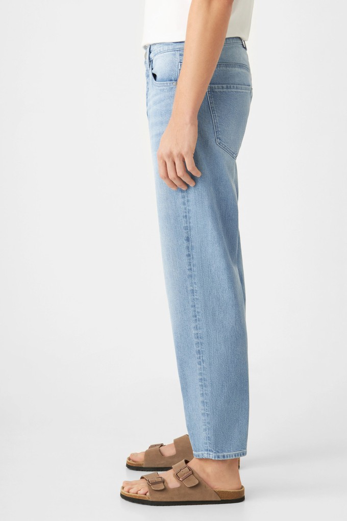 RISE Relaxed Tapered Minimal Stretch - Basic - Bright Blue from DAWN Denim