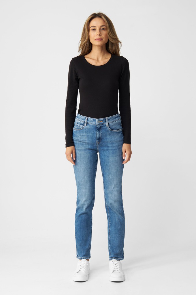 STELLAR Slim Comfortstretch - Classic - Faded Blue from DAWN Denim