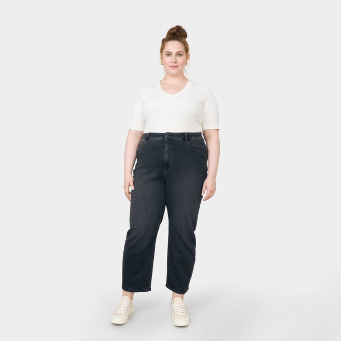 STARDUST O-Shape Soft Denim - Curvy - Black/Black from DAWN Denim