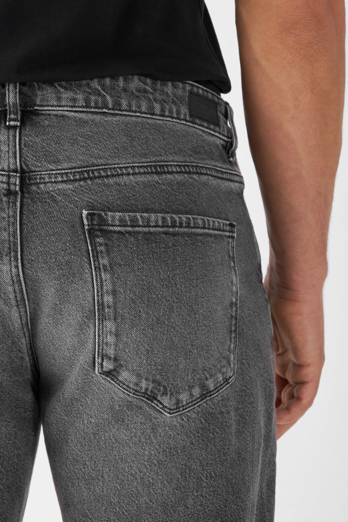 RISE Relaxed Tapered Minimal Stretch - Basic - Vintage Grey from DAWN Denim