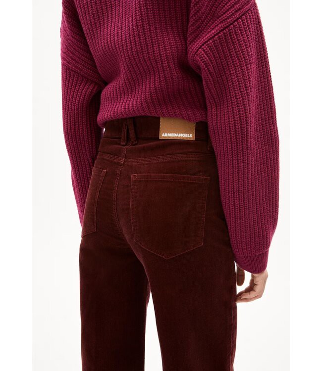 ARMEDANGELS •• Corduroy broek MURLIAA | Cranberry Juice from De Groene Knoop