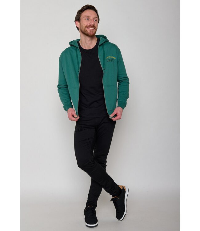 GREENBOMB •• Sweatvest Bike Main Revel | jungle green from De Groene Knoop