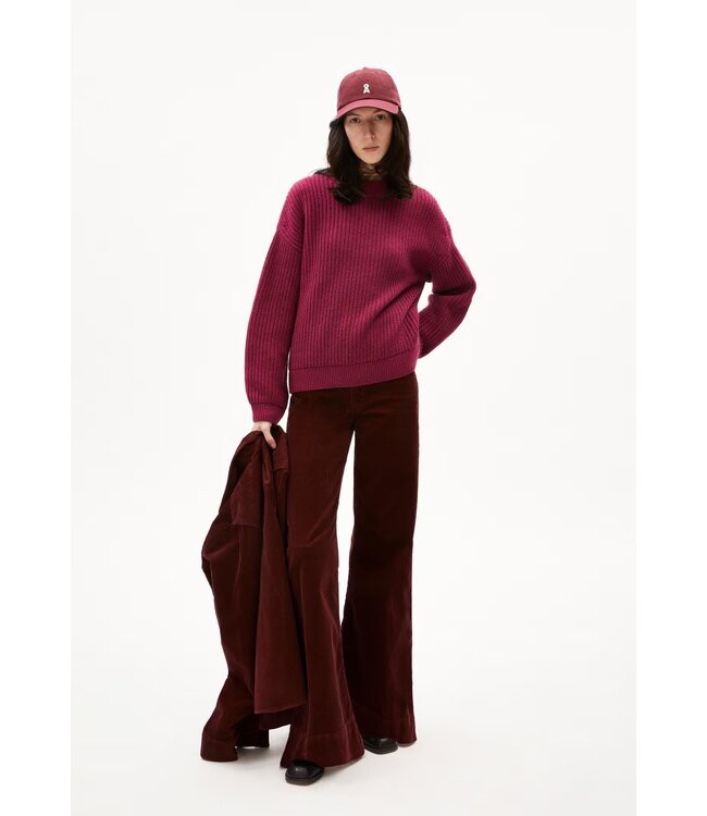 ARMEDANGELS •• Corduroy broek MURLIAA | Cranberry Juice from De Groene Knoop