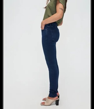 KUYICHI •• Carey skinny | True Blue from De Groene Knoop