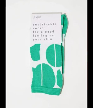 LANIUS •• Sokken " Graphic dots" | Off white- green from De Groene Knoop